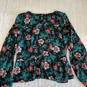 Gently used Loft blouse.